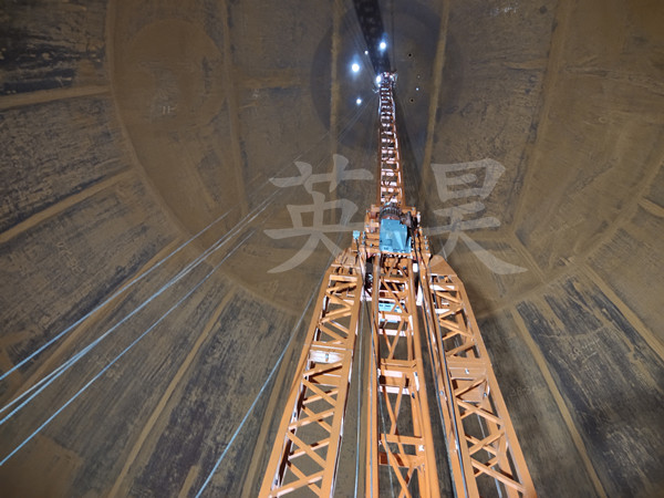 球罐內(nèi)壁升降機1